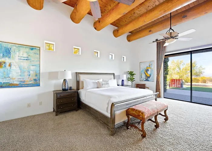 Private Desert With Pool And Putting Villa Scottsdale