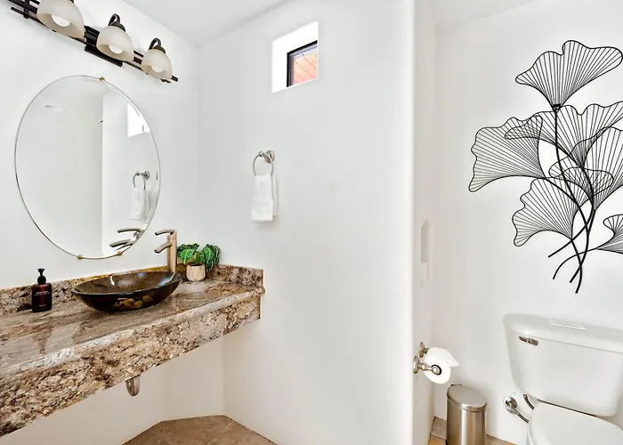 Private Desert With Pool And Putting Villa *