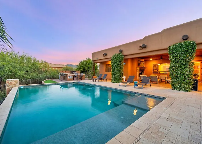 Private Desert With Pool And Putting *
