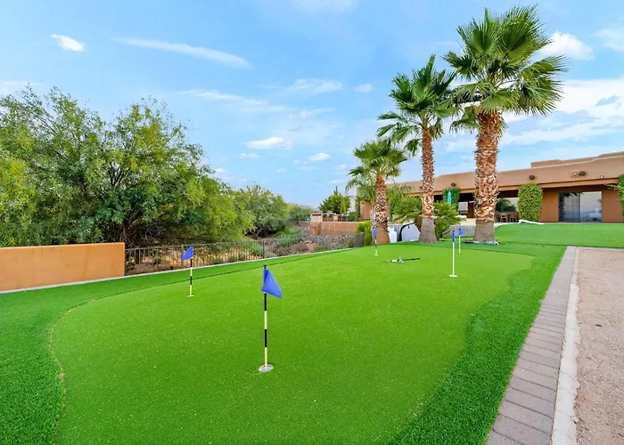 Villa Private Desert With Pool And Putting *