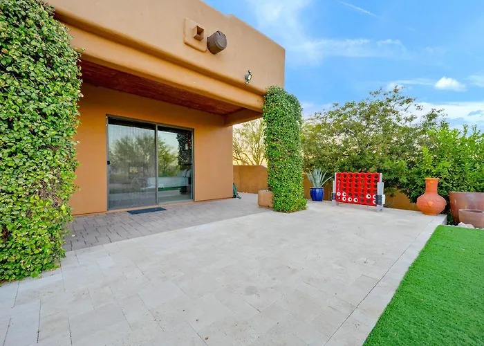 Private Desert With Pool And Putting Scottsdale
